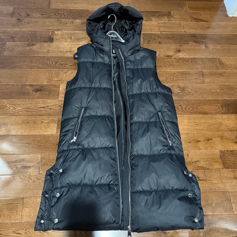 Long Puffer Vest w/ Hood